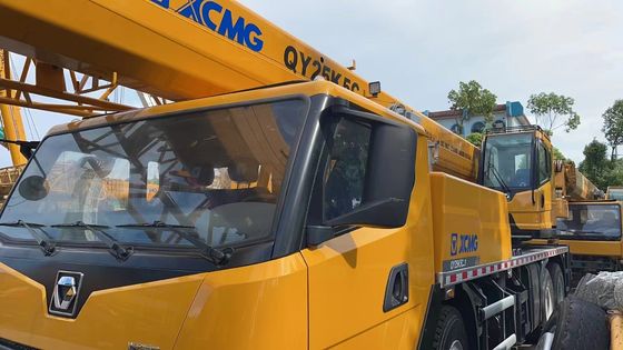 25 Ton Used Truck Cranes Second Hand XCMG Truck Crane
