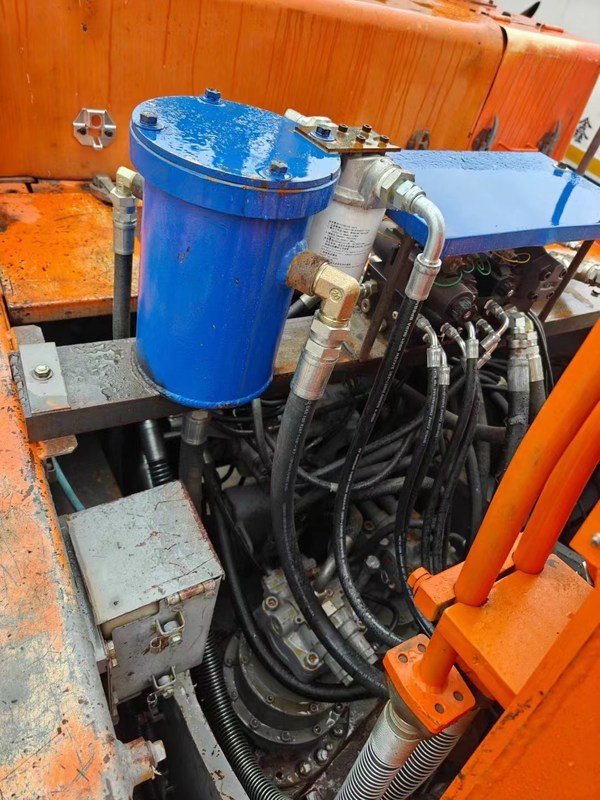 Υψηλής απόδοσης εκσκαφέας Hitachi 470 LC-3: Ο επόμενος βαρύς συνεργάτης σας!