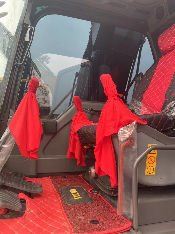 Χρησιμοποιούμενος εκσκαφέας EC140 σε καλή κατάσταση για τα βαριά καθήκοντά σας, ρωτήστε τώρα!