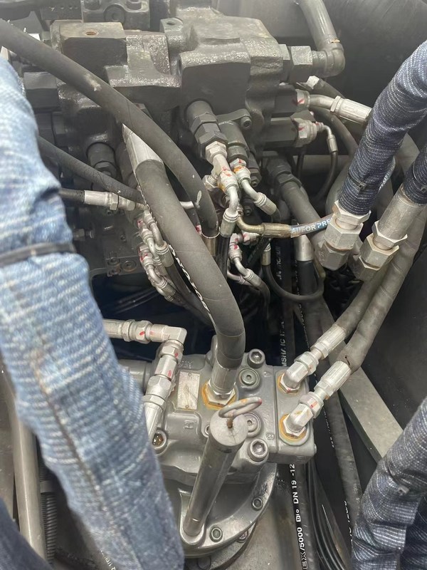 Χρησιμοποιούμενος εκσκαφέας EC140 σε καλή κατάσταση για τα βαριά καθήκοντά σας, ρωτήστε τώρα!