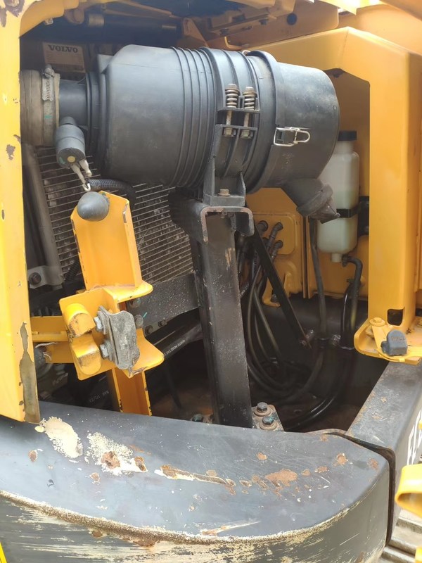 Χρησιμοποιημένος εξορυκτής 8 τόνων Volvo καλά συντηρημένος διαθέσιμος σήμερα σε έκπτωση