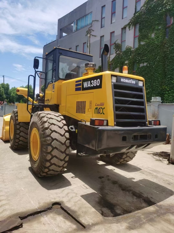 Χρησιμοποιημένο αρχικό φορτιστή 380wa Komatsu σε καλή κατάσταση για δίκαιη τιμή
